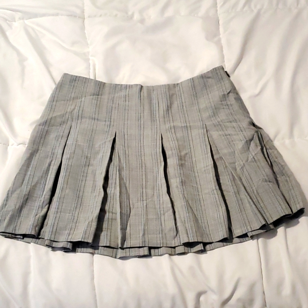 Express mini skirt